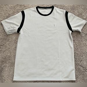 Savage x Fenty Sport Mens Shirt Size Medium 32-34 NWT Black LightGrey Rihanna